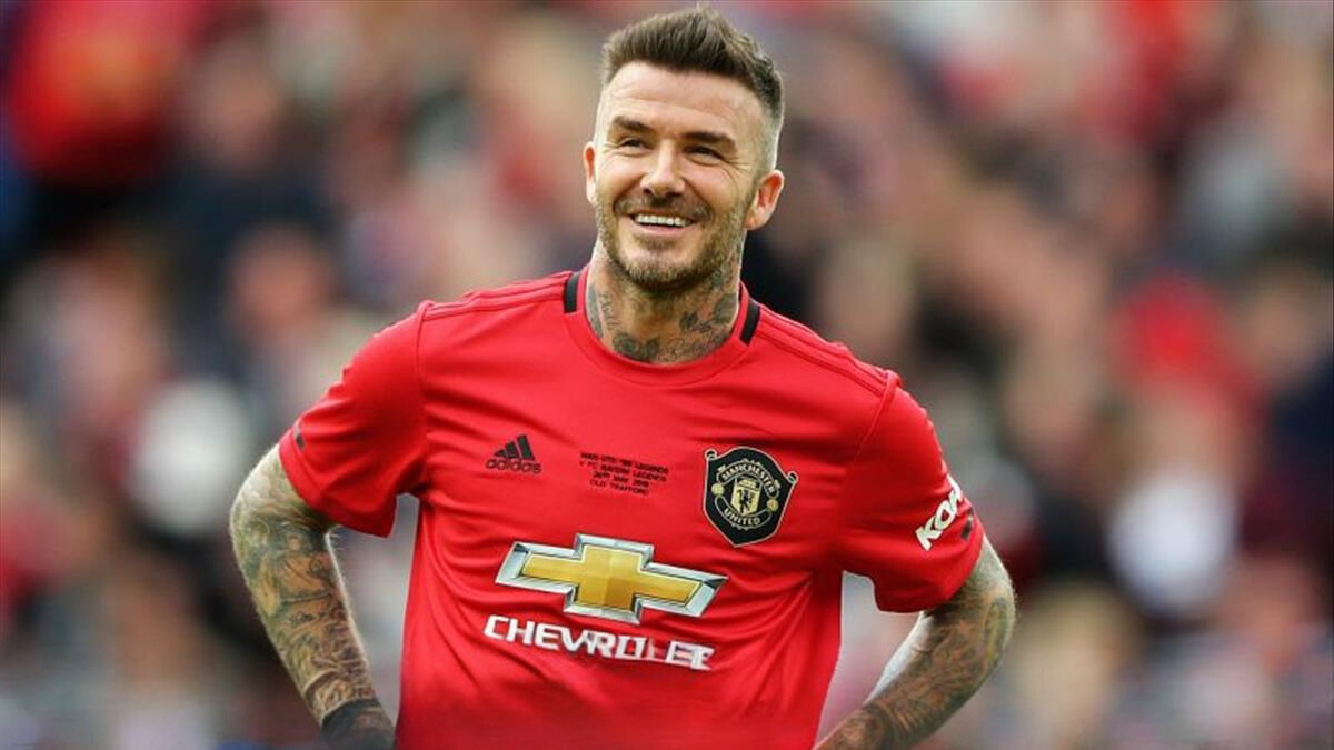 Top 8 cầu thủ đẹp trai nhất thế giới – David Beckham