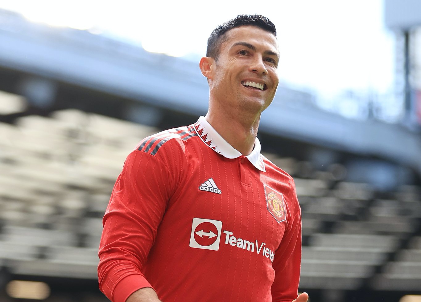 Top 8 cầu thủ đẹp trai nhất thế giới – Cristiano Ronaldo