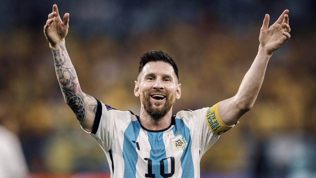 Top 8 cầu thủ đẹp trai nhất thế giới – Lionel Andrés Messi